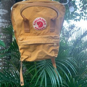 FJALLRAVEN RANKEN BACKPACK